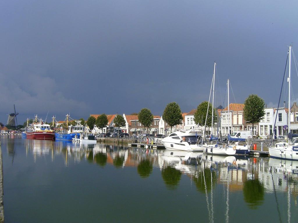 Zierikzee Appartement Zz 41 B&B ภายนอก รูปภาพ